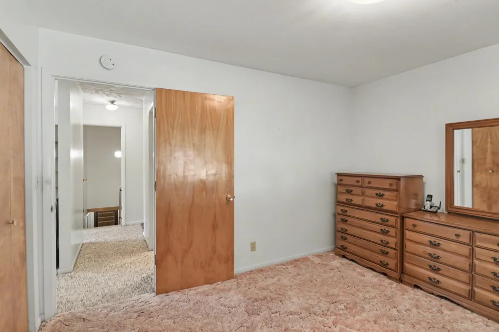 708 Meadow Drive Garfield Charter Township, MI 49685