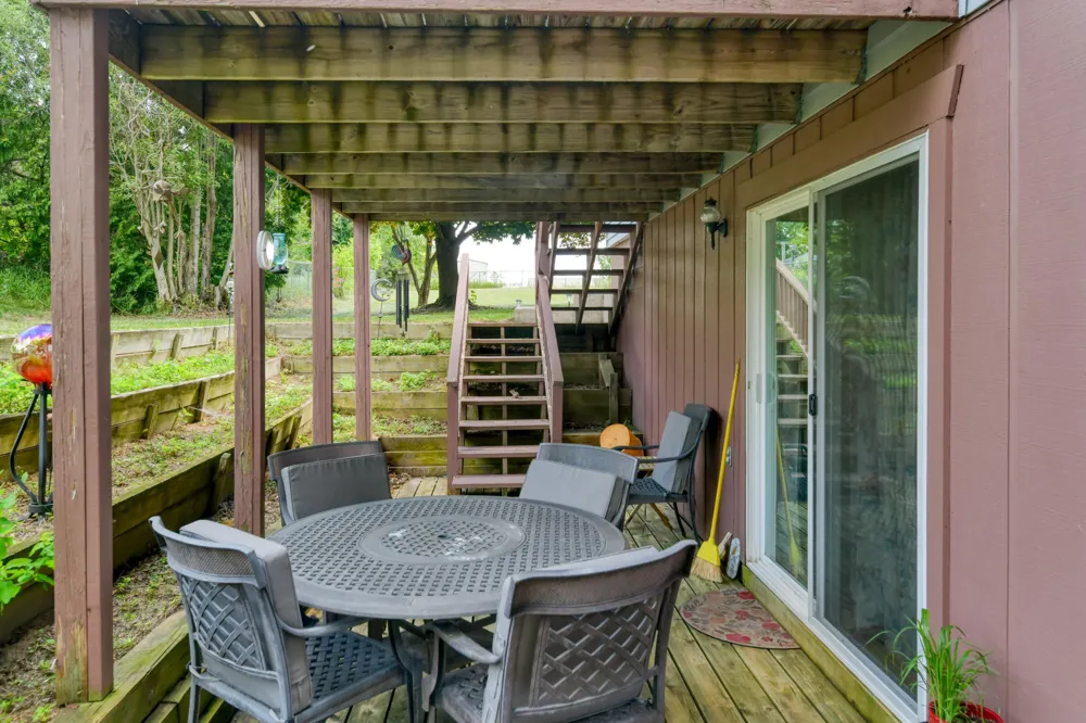 708 Meadow Drive Garfield Charter Township, MI 49685