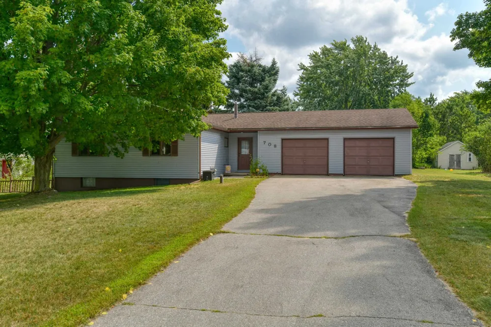 708 Meadow Drive Garfield Charter Township, MI 49685