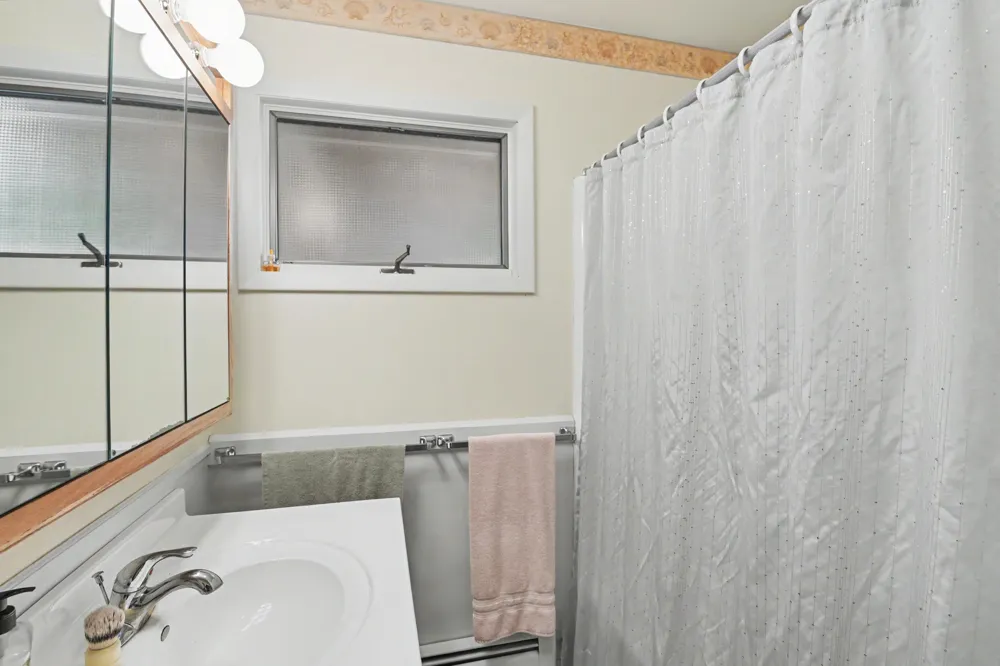 708 Meadow Drive Garfield Charter Township, MI 49685