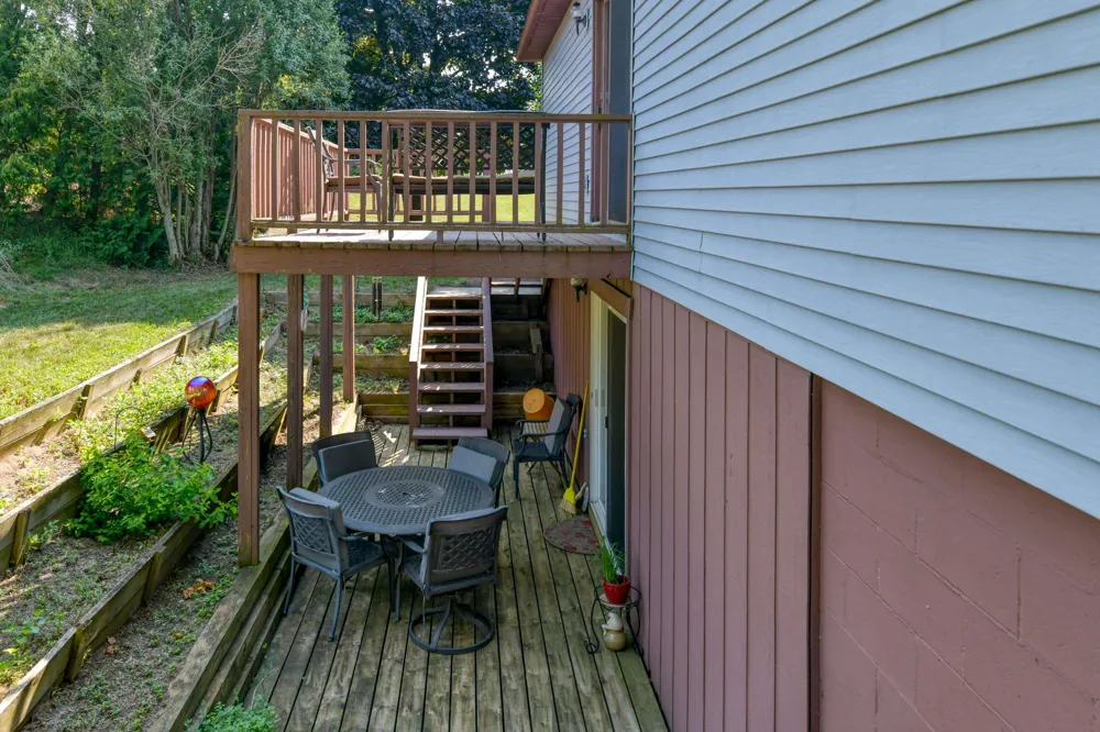 708 Meadow Drive Garfield Charter Township, MI 49685