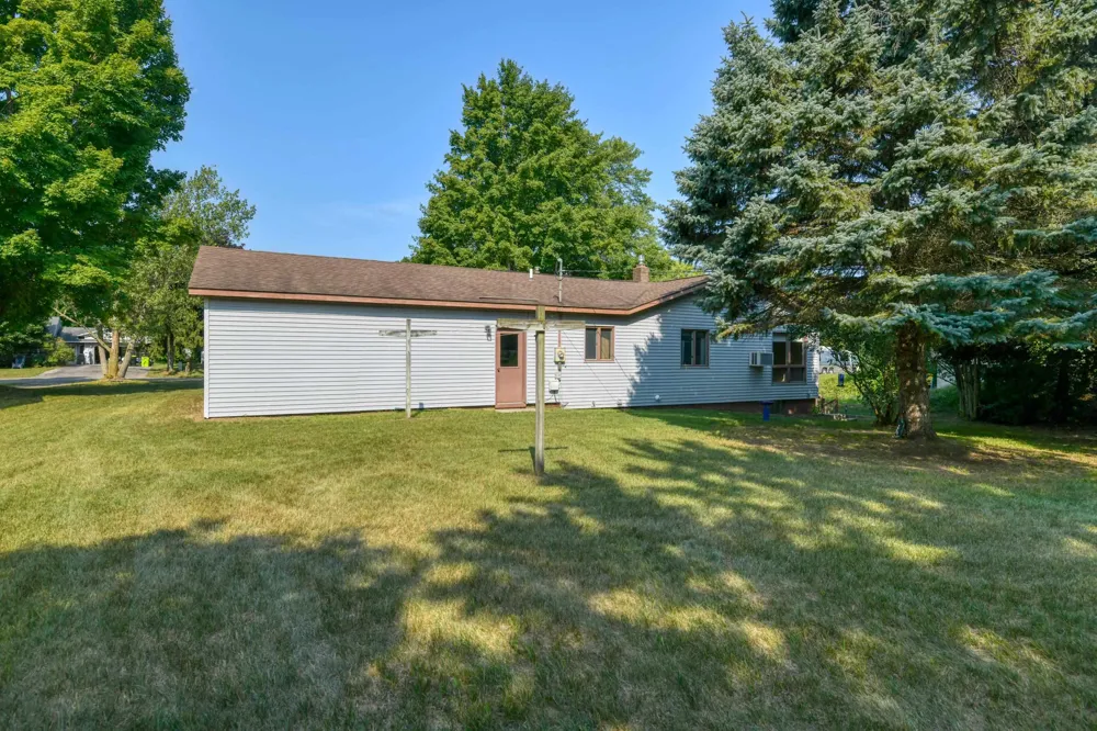 708 Meadow Drive Garfield Charter Township, MI 49685