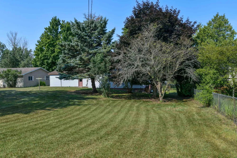 708 Meadow Drive Garfield Charter Township, MI 49685