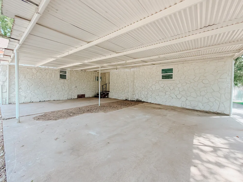 216 Spikes Road Corsicana, TX 75110
