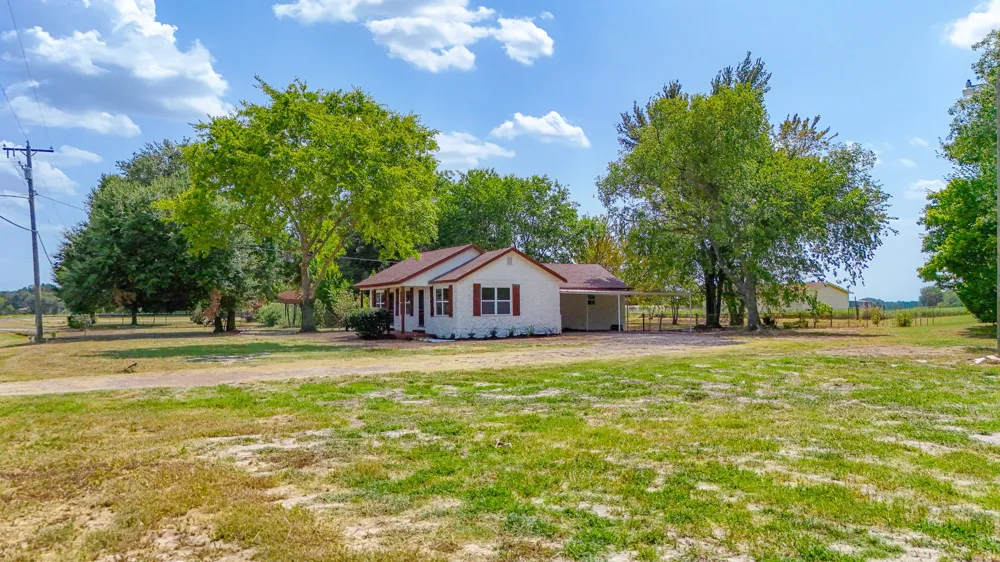 216 Spikes Road Corsicana, TX 75110