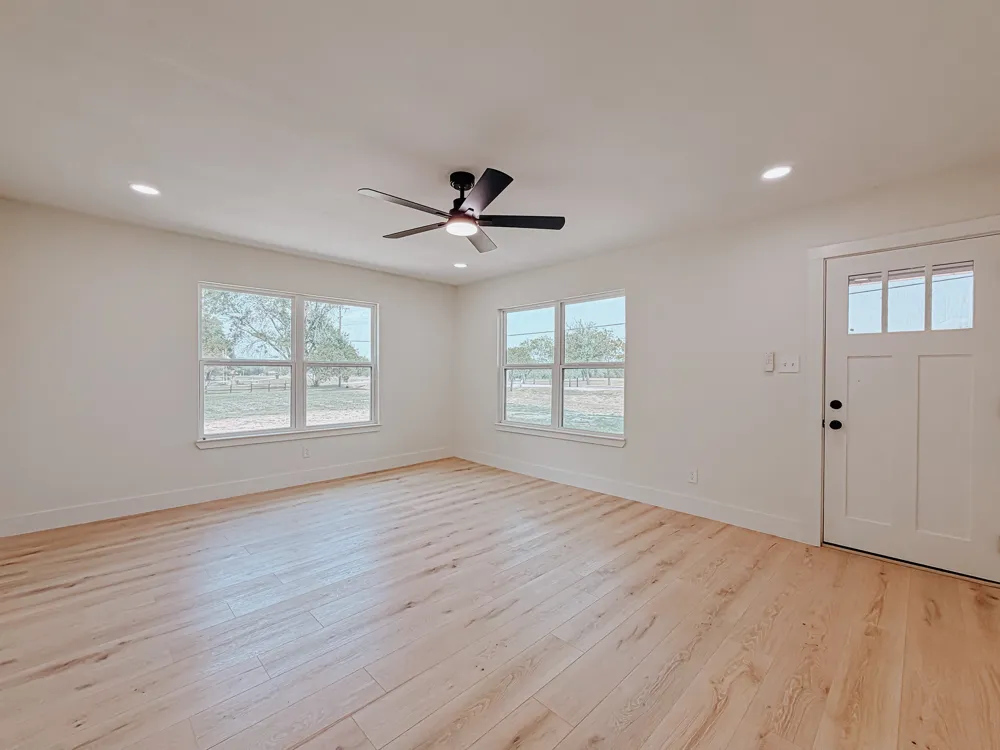 216 Spikes Road Corsicana, TX 75110