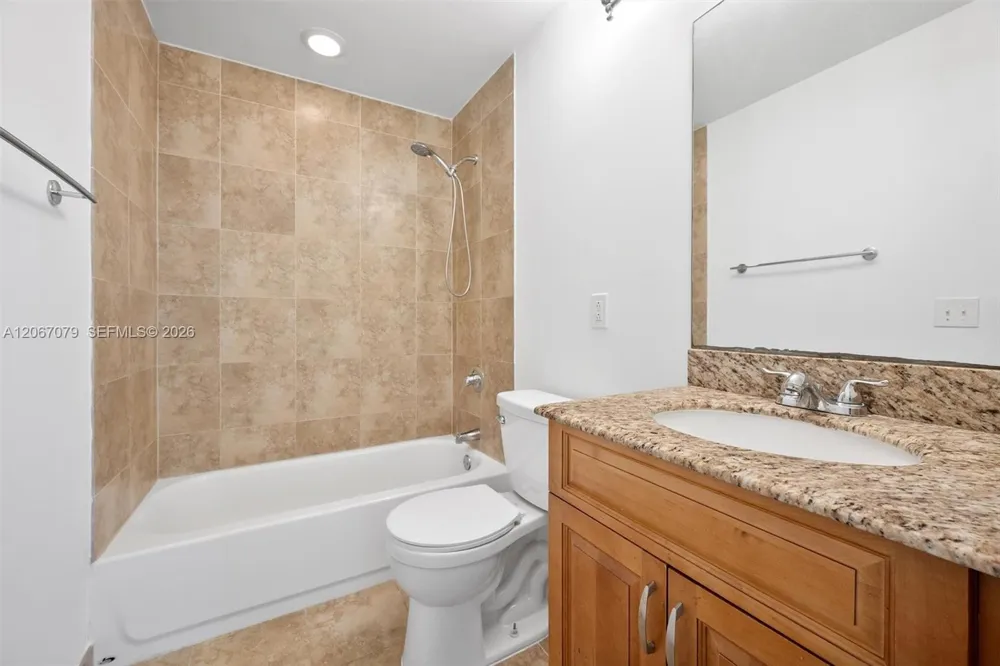 11102 NW 83rd St #101 Doral, FL 33178