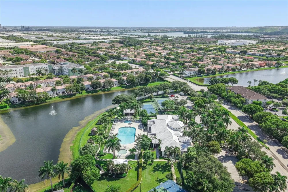 11102 NW 83rd St #101 Doral, FL 33178