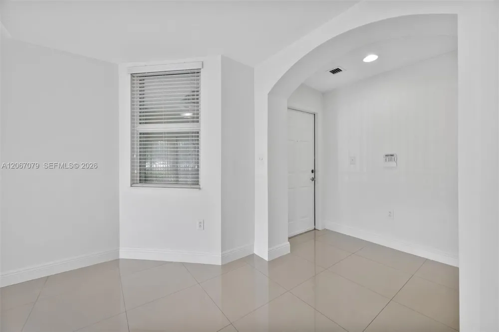 11102 NW 83rd St #101 Doral, FL 33178