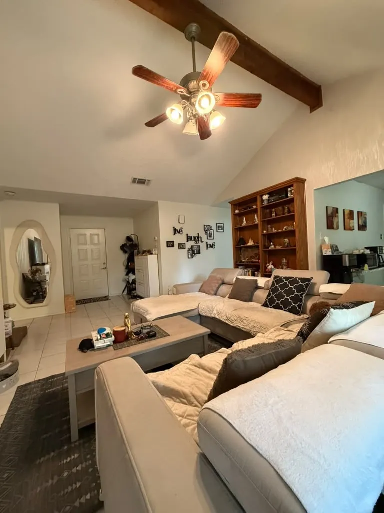1824 Briar Run Benbrook, TX 76126