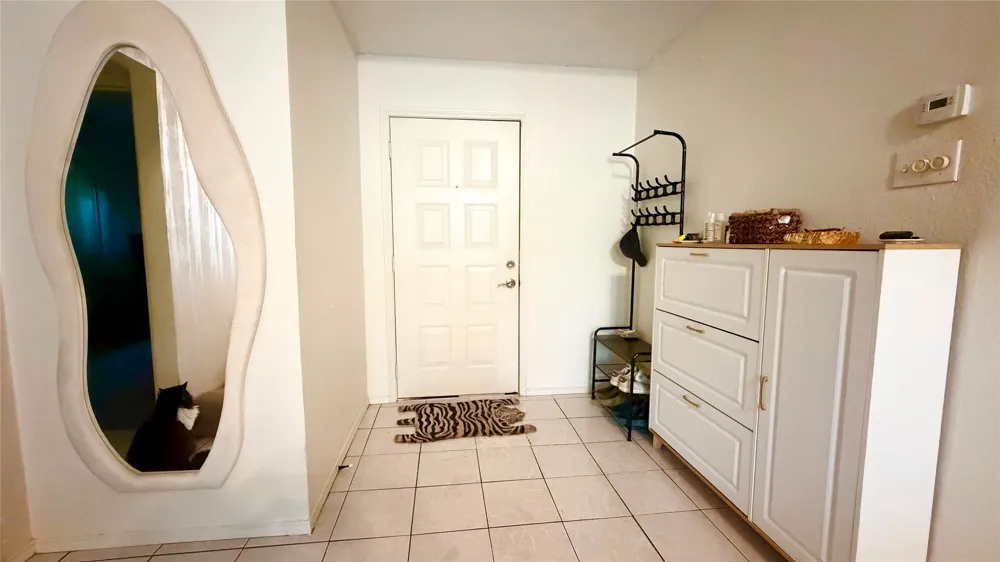 1824 Briar Run Benbrook, TX 76126