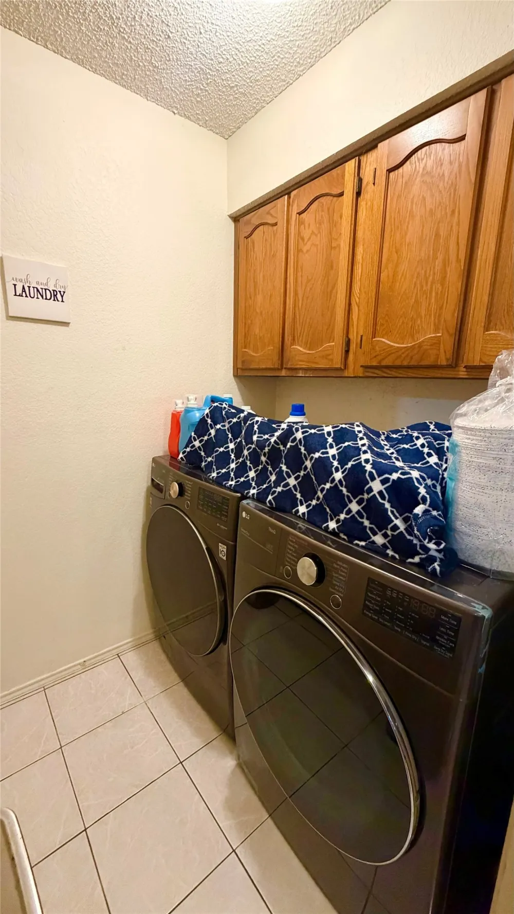 1824 Briar Run Benbrook, TX 76126