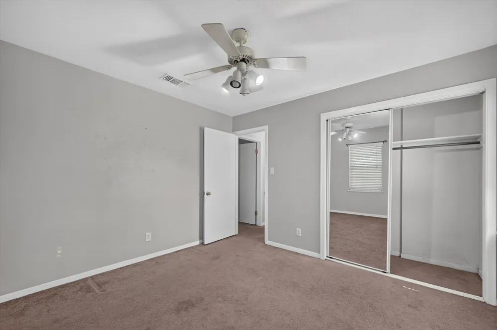 108 S Lakeview Drive Lake Dallas, TX 75065