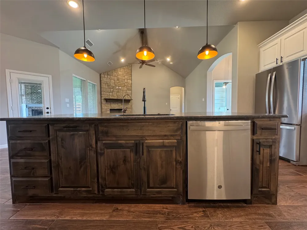 499 Christian Way Azle, TX 76020