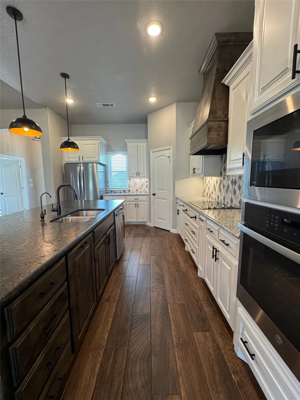 499 Christian Way Azle, TX 76020