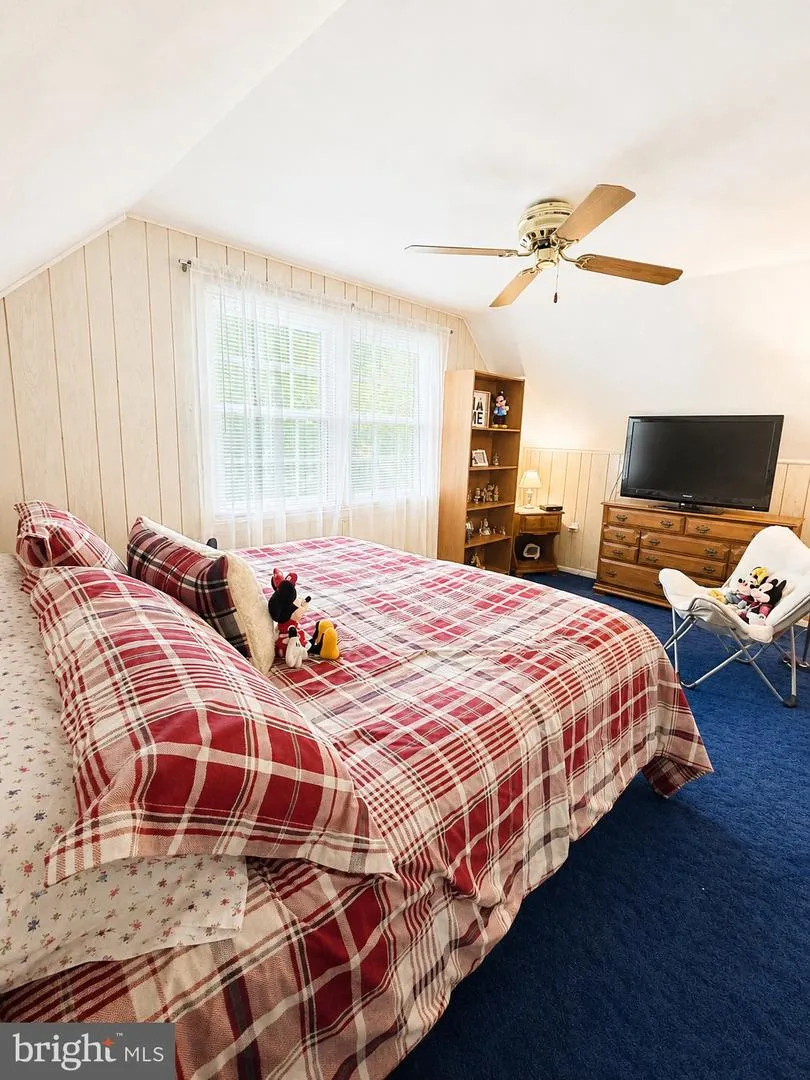 2605 KENHILL DRIVE Bowie, MD 20715