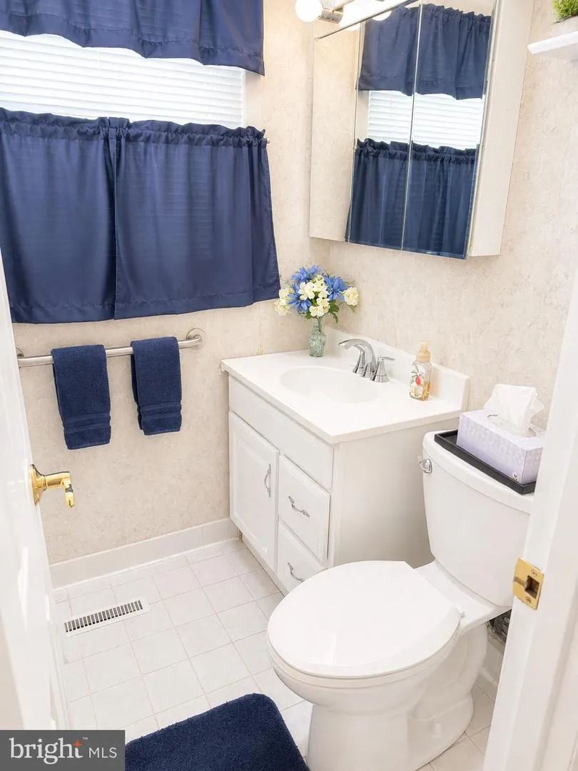 2605 KENHILL DRIVE Bowie, MD 20715