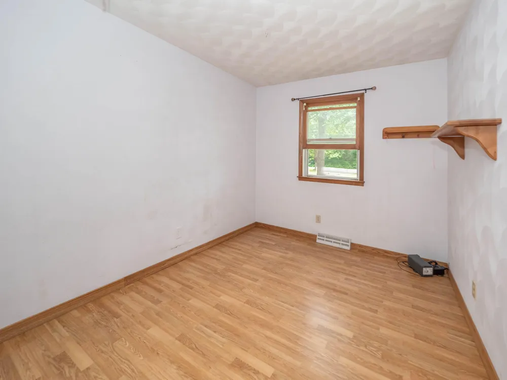 24115 44th Avenue Mattawan, MI 49071