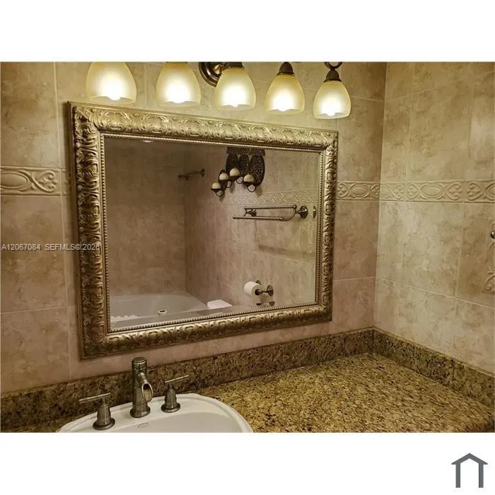 2061 NW 47th Ter #209 Lauderhill, FL 33313