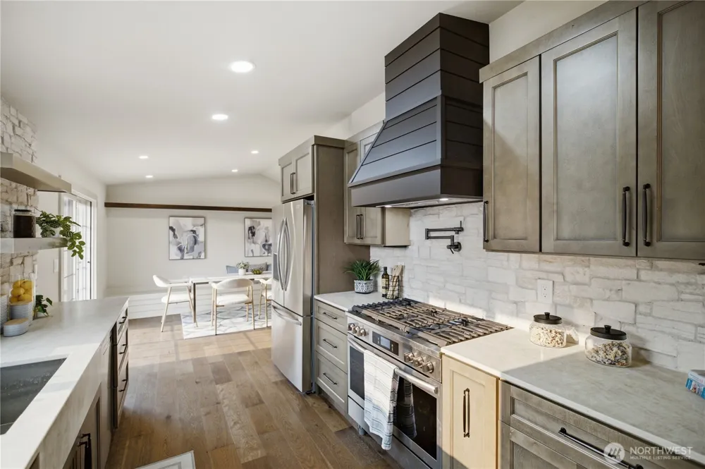 13750 SE 23rd Lane Bellevue, WA 98005
