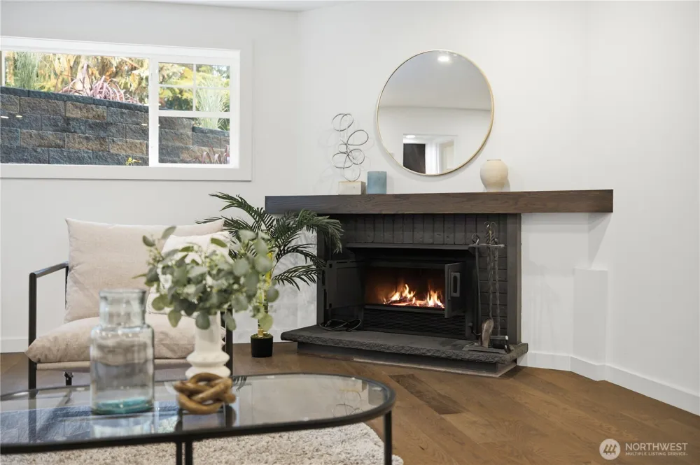 13750 SE 23rd Lane Bellevue, WA 98005