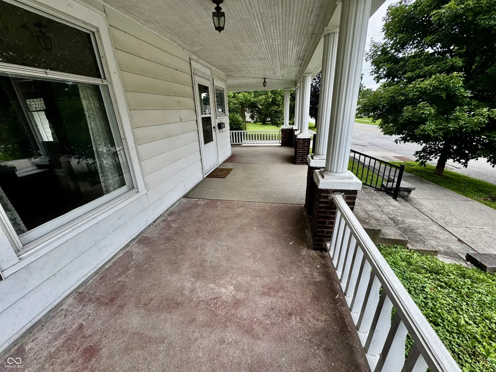 615 W Pike Crawfordsville, IN 47933