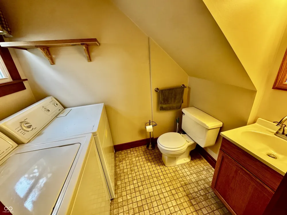 615 W Pike Crawfordsville, IN 47933
