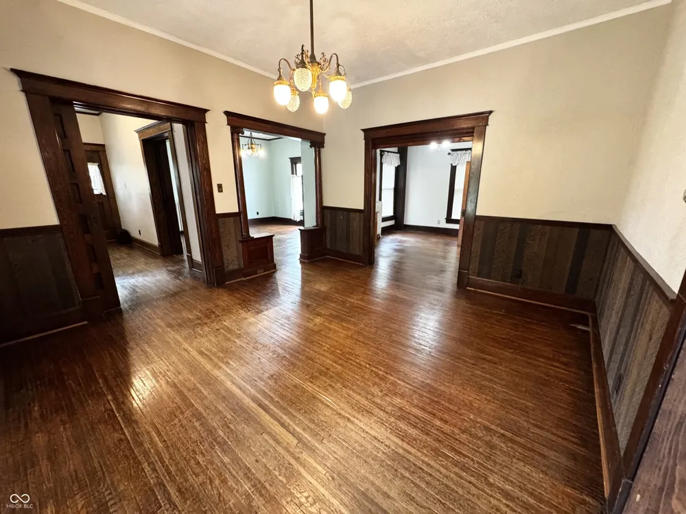 615 W Pike Crawfordsville, IN 47933