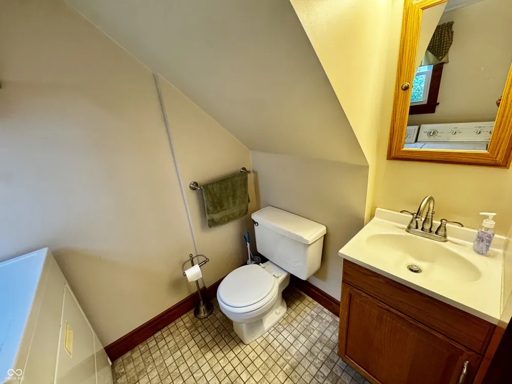 615 W Pike Crawfordsville, IN 47933