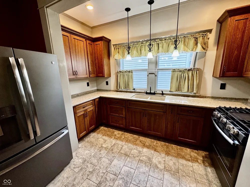 615 W Pike Crawfordsville, IN 47933