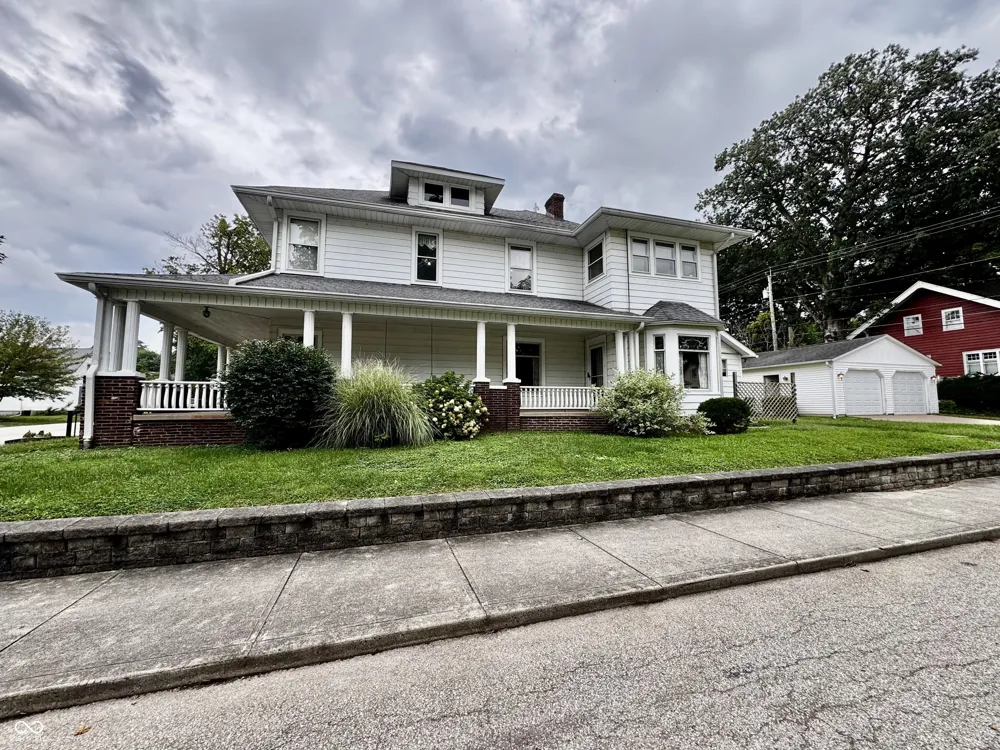615 W Pike Crawfordsville, IN 47933