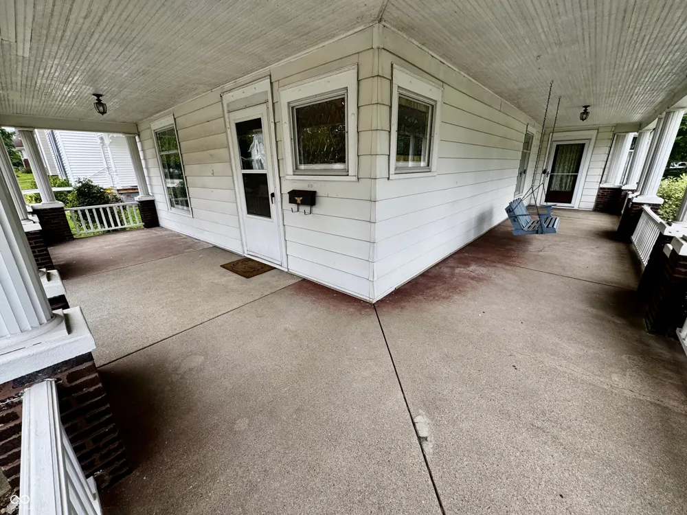615 W Pike Crawfordsville, IN 47933