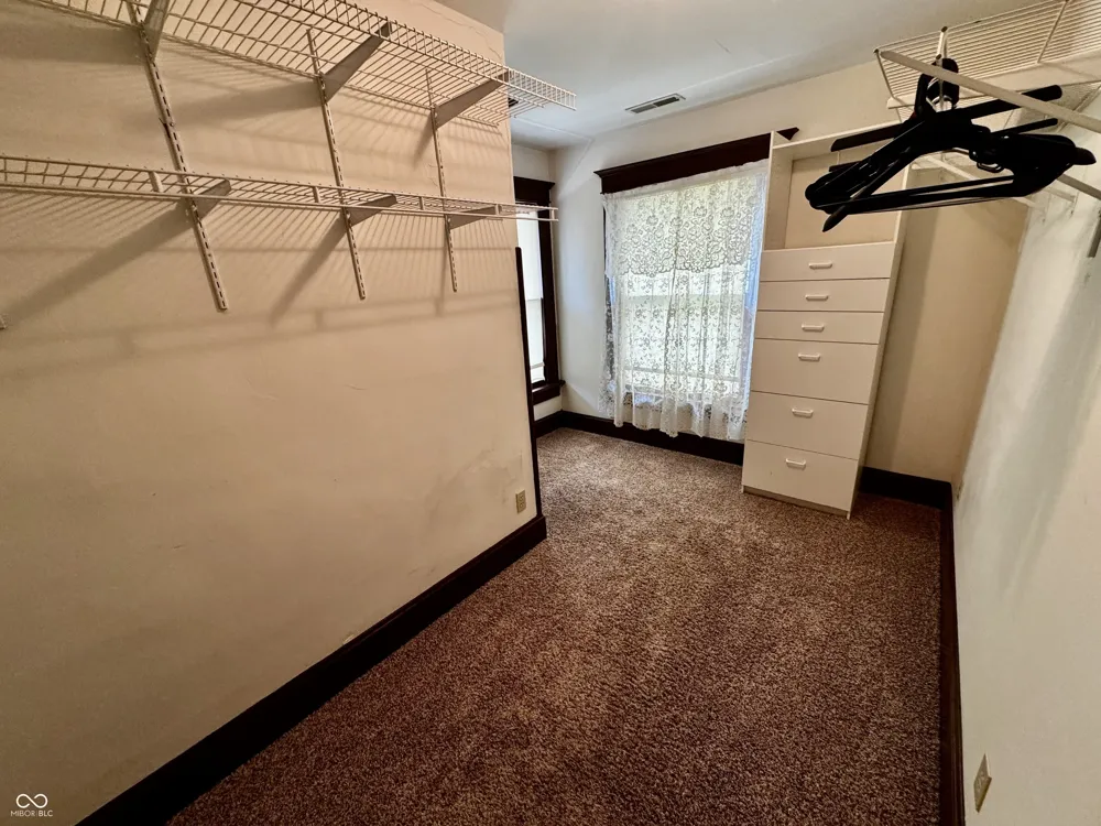 615 W Pike Crawfordsville, IN 47933