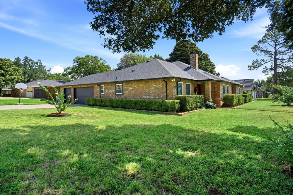2146 Westwood Terrace Grapevine, TX 76051