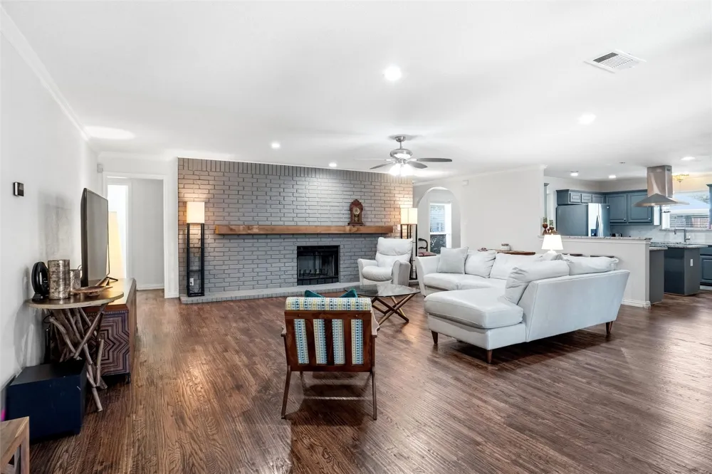 2146 Westwood Terrace Grapevine, TX 76051