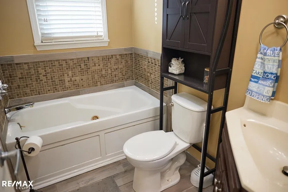 46855 Roselane Dr Chesterfield Township, MI 48047