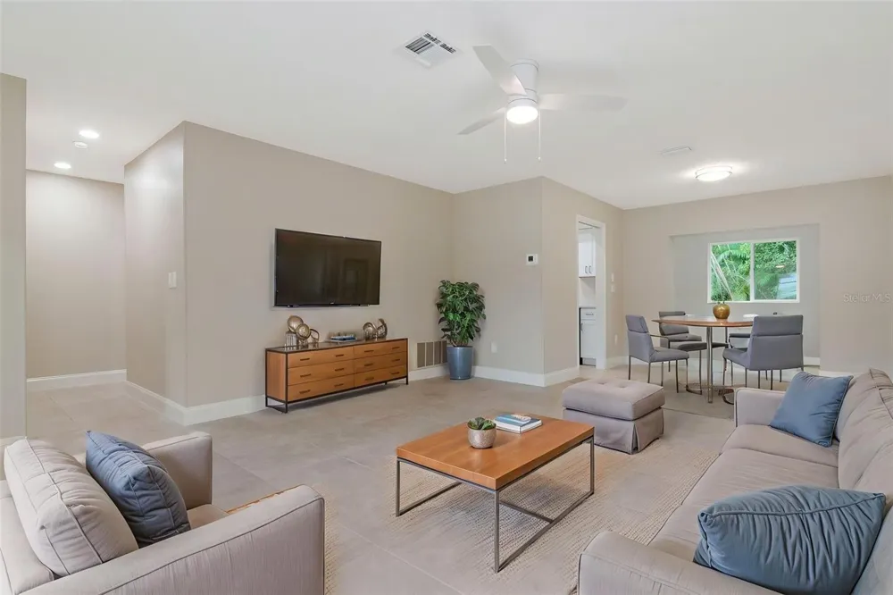 2958 DUNDEE DRIVE Palm Harbor, FL 34684