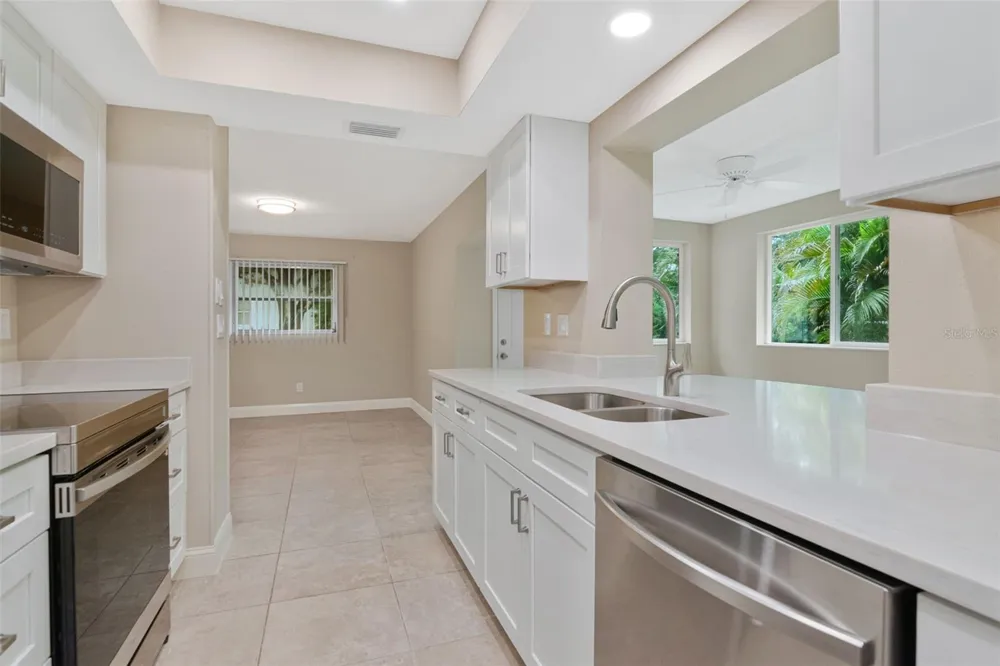 2958 DUNDEE DRIVE Palm Harbor, FL 34684