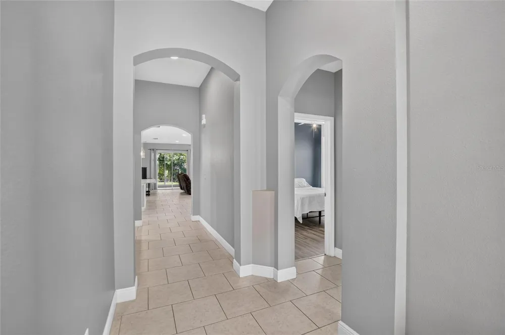 7029 OLD BENTON DRIVE Apollo Beach, FL 33572