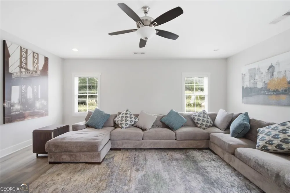 262 Dawson DR Woodstock, GA 30188