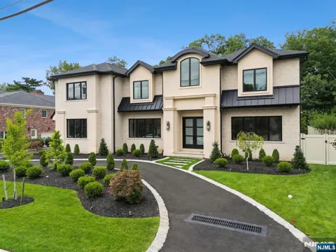 50 Roberts Road