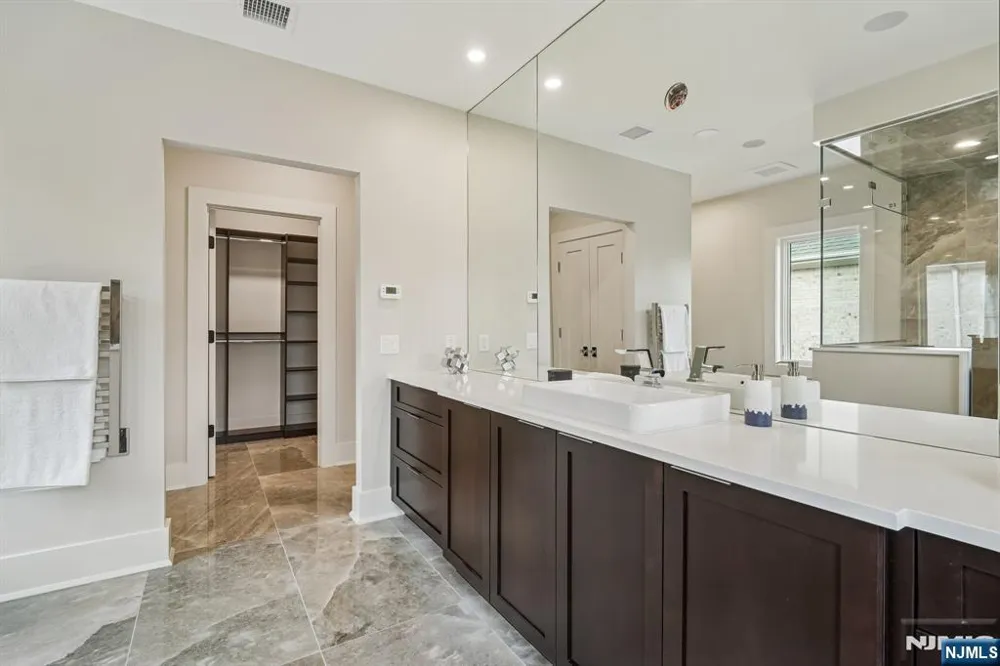 50 Roberts Road Englewood Cliffs, NJ 07632