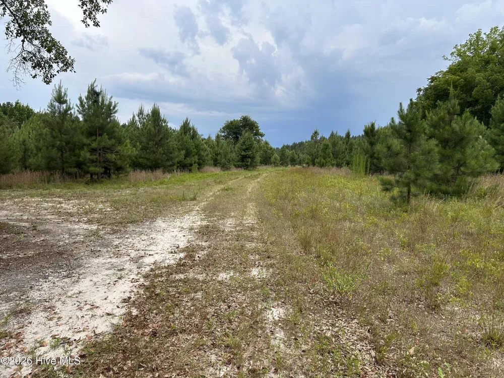 0000 Autrytown Road Elizabethtown, NC 28337