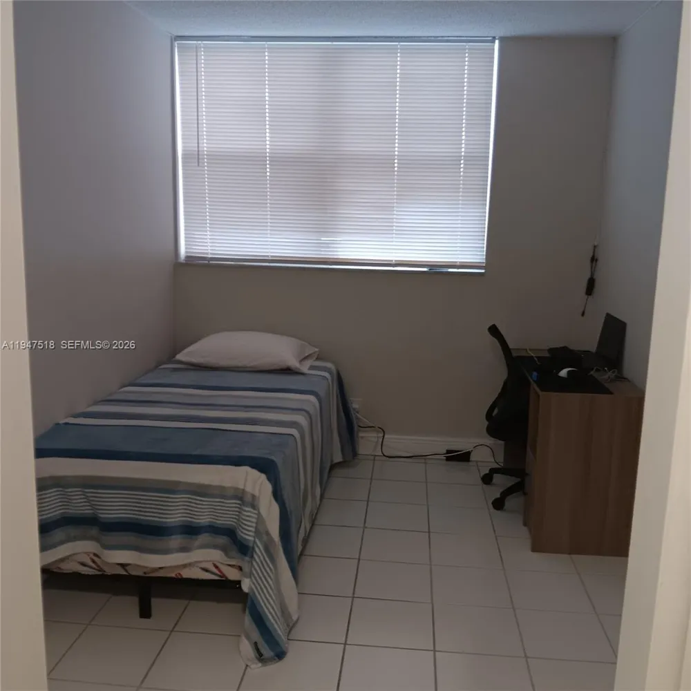 2821 Miami Beach Blvd #4M North Miami Beach, FL 33160