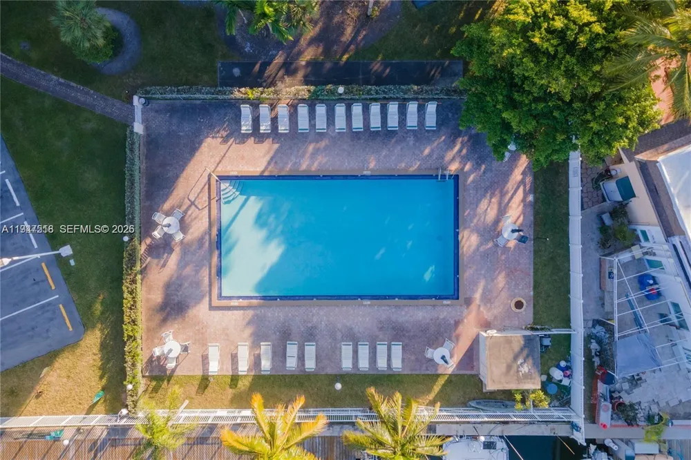 2821 Miami Beach Blvd #4M North Miami Beach, FL 33160
