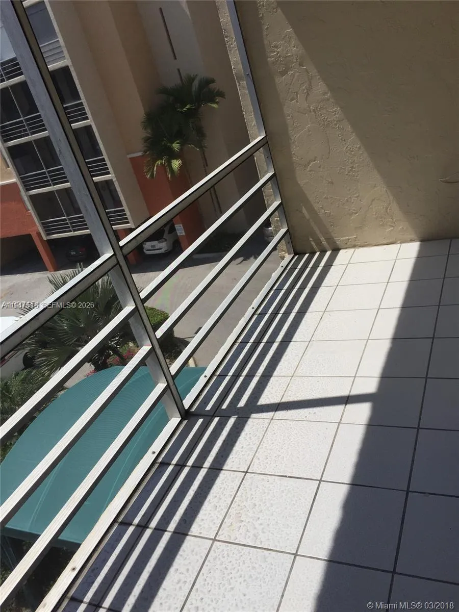 2821 Miami Beach Blvd #4M North Miami Beach, FL 33160