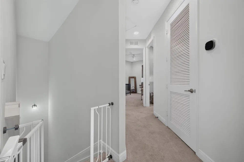 6994 Pines Circle Coconut Creek, FL 33073