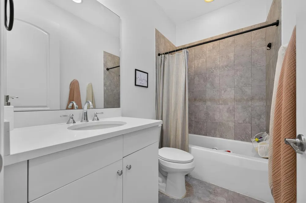 6994 Pines Circle Coconut Creek, FL 33073