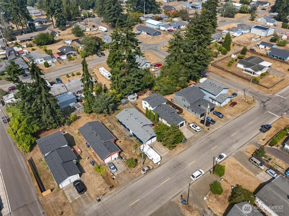 1710 W Young Street Elma, WA 98541