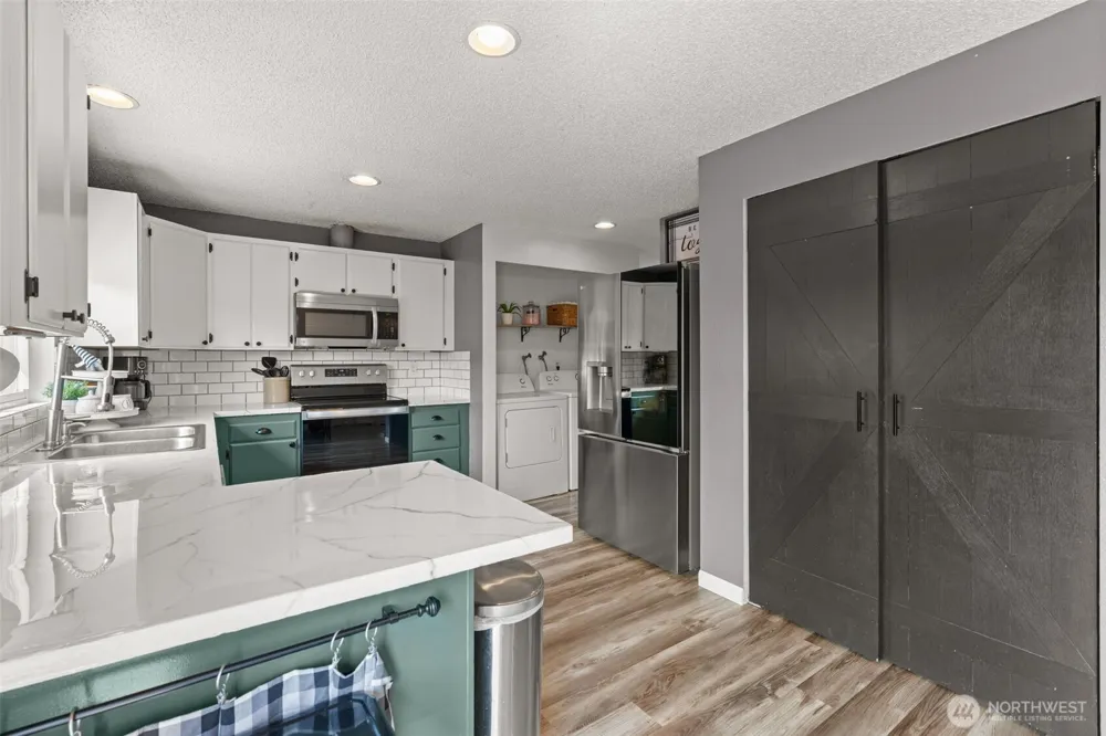 1710 W Young Street Elma, WA 98541